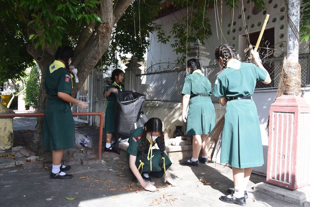 โรงเรียนปรีชานุศาสน์